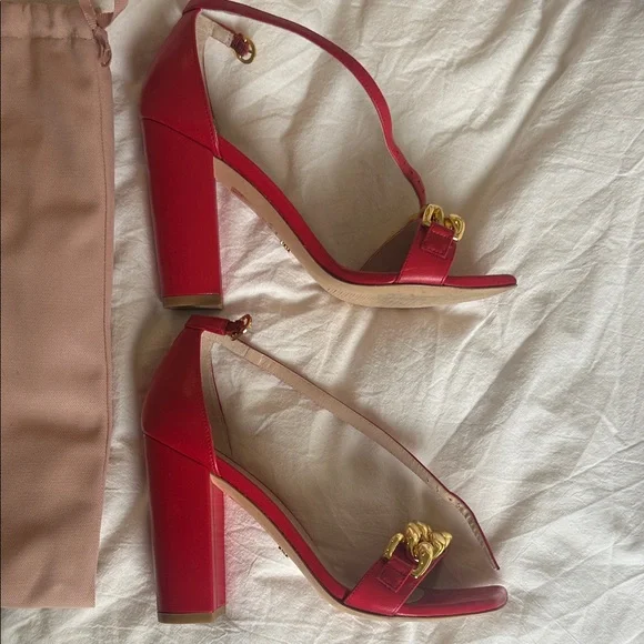 Stuart Weitzman Red Heels with Gold Chain Accent - Picture 3 of 6